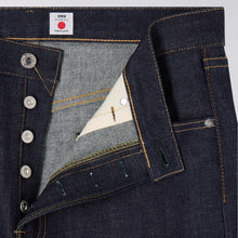 Load image into Gallery viewer, Edwin Regular Straight Kaihara Denim Red Selvage Unwashed
