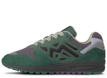 Load image into Gallery viewer, Karhu Legacy 96 Rain Forest / Plum Perfect
