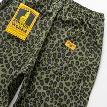 Load image into Gallery viewer, Service Works Chef Pants Leopard Green
