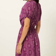 Load image into Gallery viewer, Sessun Amber Dress Plum
