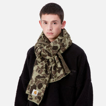 Load image into Gallery viewer, Carhartt WIP Palmer Scarf Camo Duck Jacquard Green
