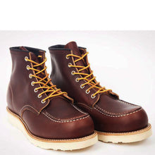 Load image into Gallery viewer, Red Wing Classic Moc Toe Brown 8138

